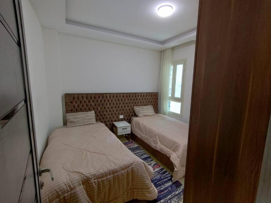3-Bedroom Apartment On The Third Floor With 3 Balconies And Lovely Pool View, Street View And Free Beach Access In Sharm Hills Resort Dış mekan fotoğraf