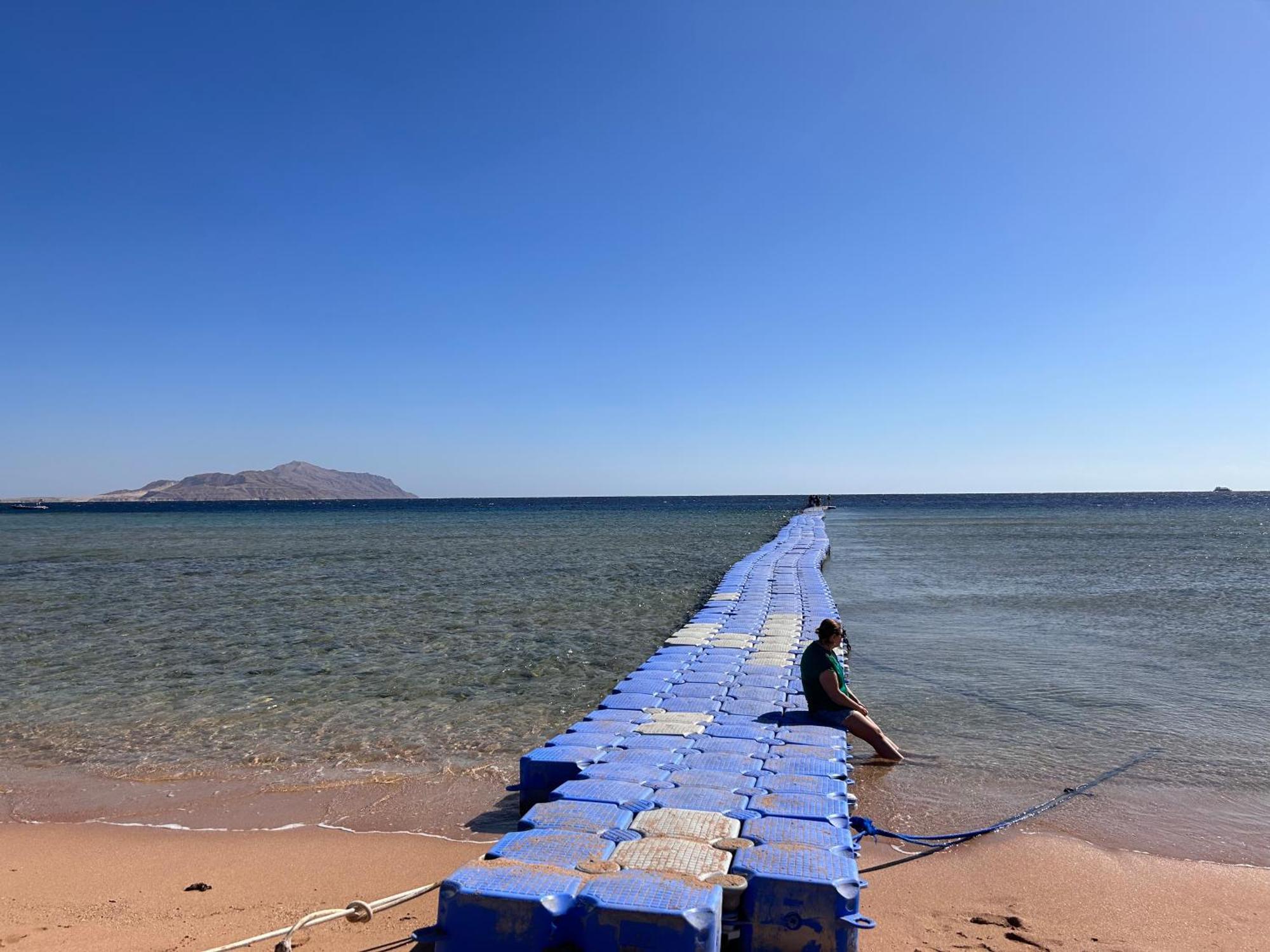 3-Bedroom Apartment On The Third Floor With 3 Balconies And Lovely Pool View, Street View And Free Beach Access In Sharm Hills Resort Dış mekan fotoğraf