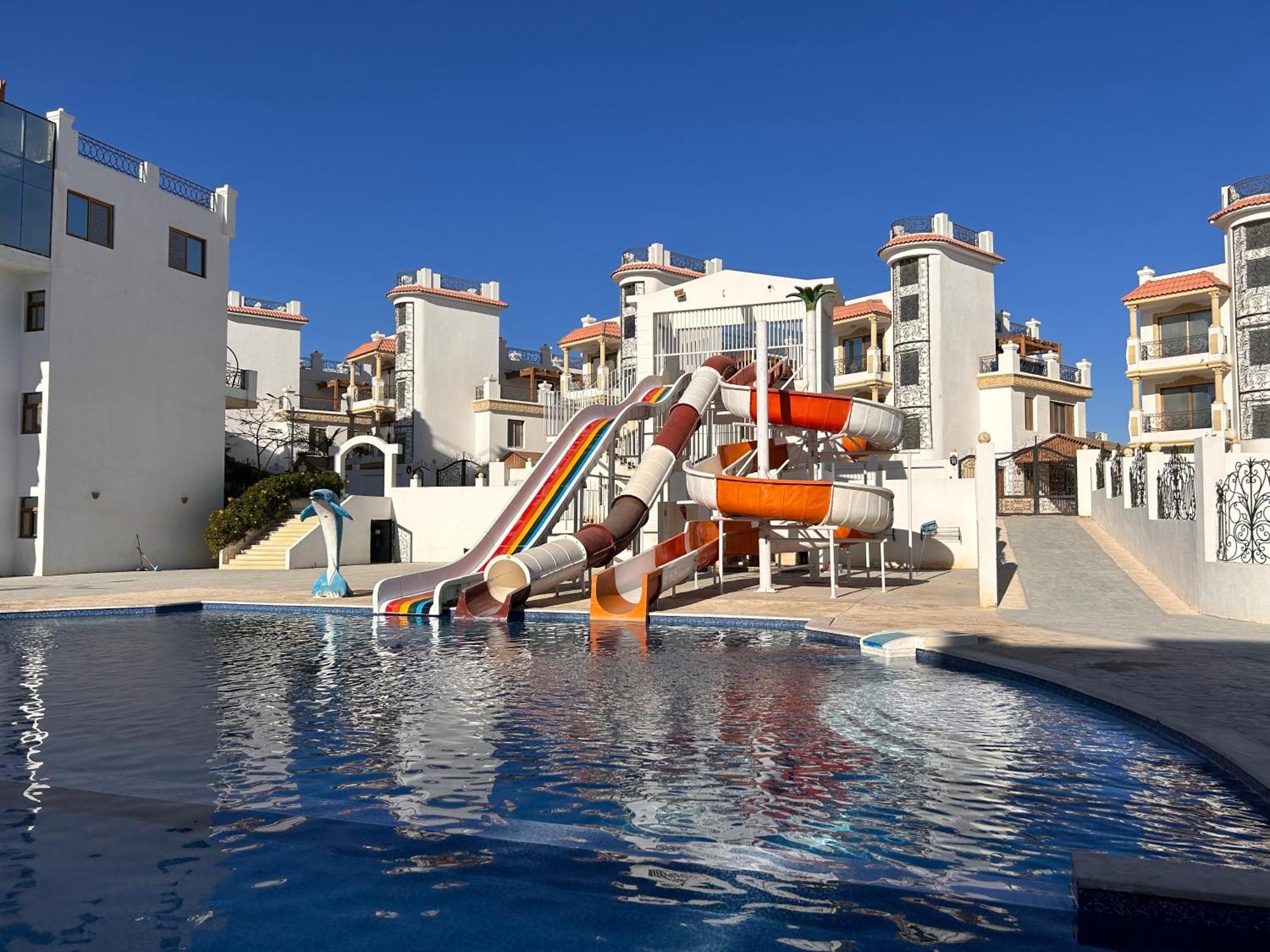 3-Bedroom Apartment On The Third Floor With 3 Balconies And Lovely Pool View, Street View And Free Beach Access In Sharm Hills Resort Dış mekan fotoğraf